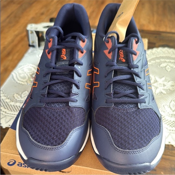 Asics men’s gel rocket 11 sneakers Sz 12 NWT‎